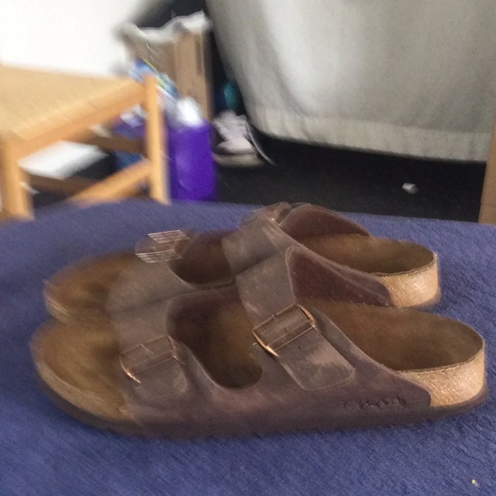 Kids Brown Double-Buckle Sandals